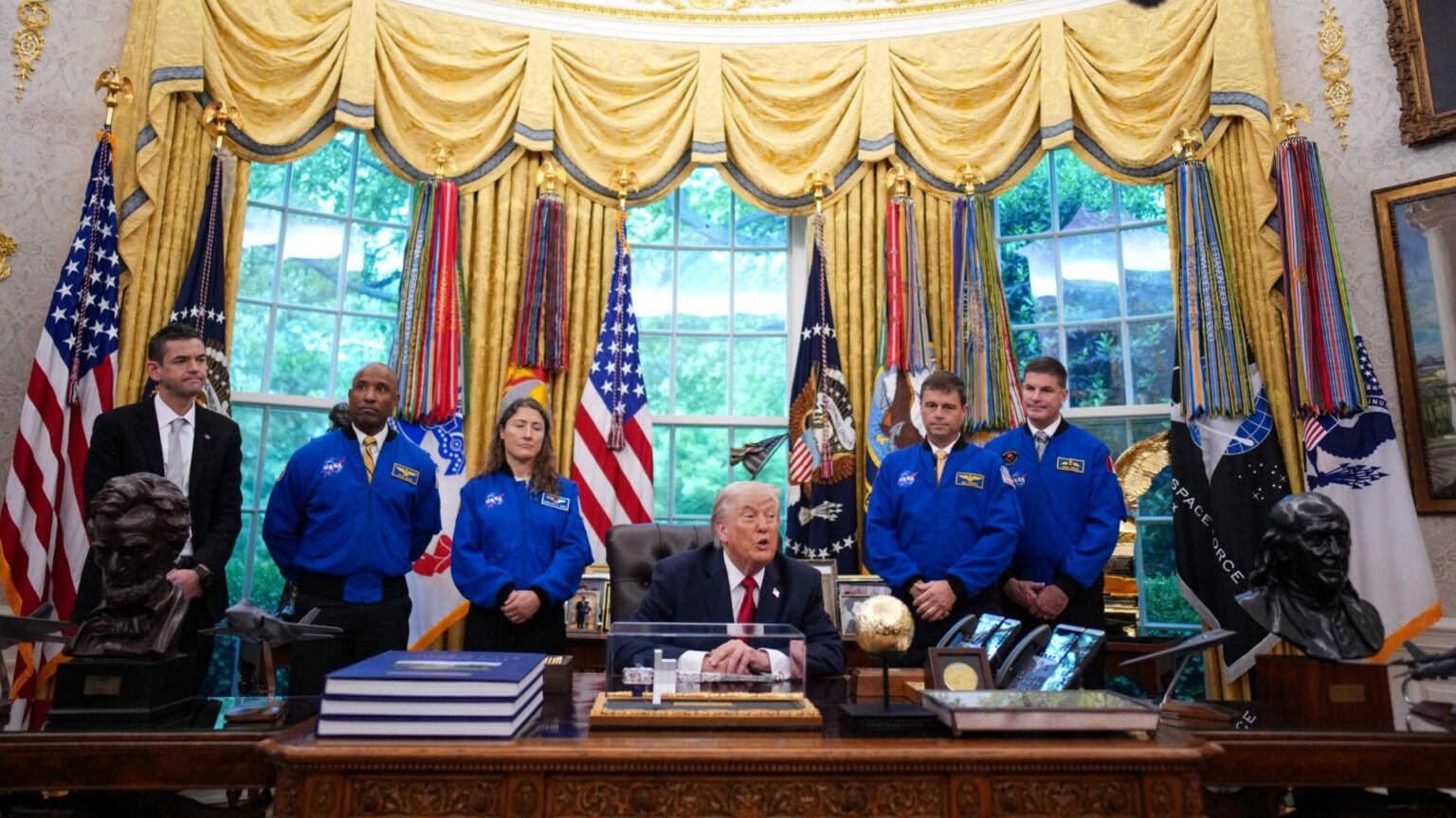 Trump invited the Artemis 2 moon astronauts to the Oval Office. Here's what happened