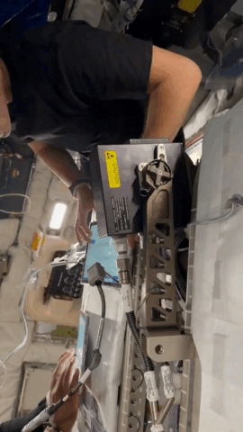 Artemis II crew: a day in the life around the Moon