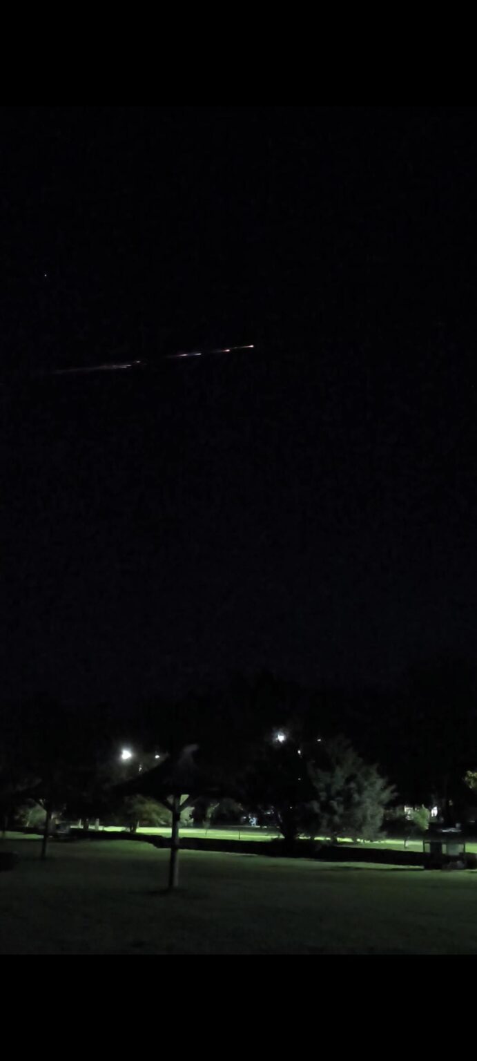 Meteors seen from Lagunas Las Encadenadas, Buenos Aires, Argentina