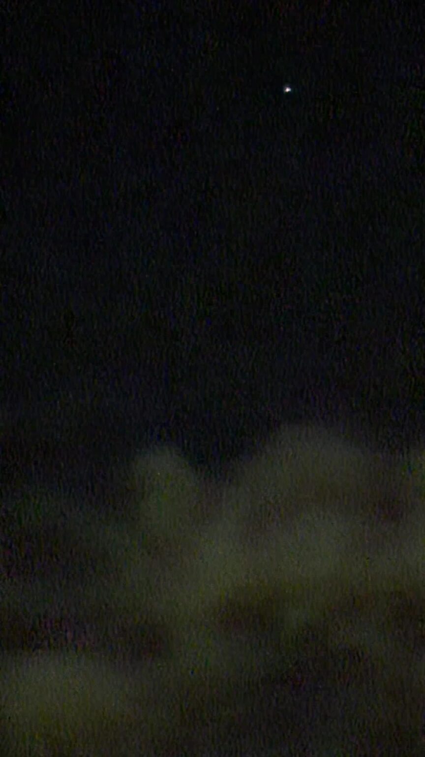 UAP with visible exhaust trail moving at high altitude. Captured tonight. Filmed on iPhone 17 Pro Max.