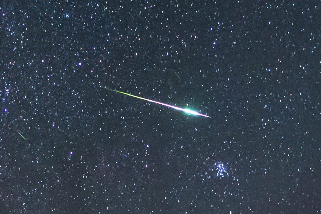 Tonight’s your best chance of seeing a shooting star this spring. Get our top tips for viewing the Lyrid meteor shower Meteor from a meteor shower. Credit: Kevin Key / Slworking / Getty Images