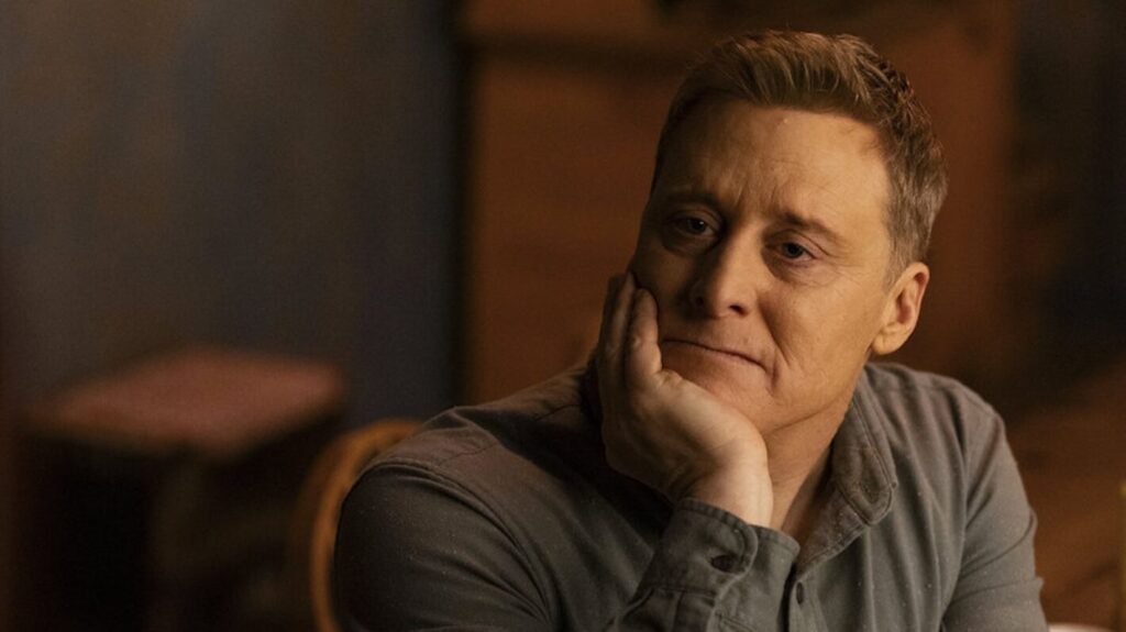 Alan Tudyk as Harry Vanderspeigle —