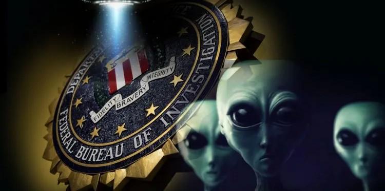 FBI’s Terrifying UFO Reports: 27,000 mph Craft & 3 Alien-Body-Recovered UFOs Found In New Mexico