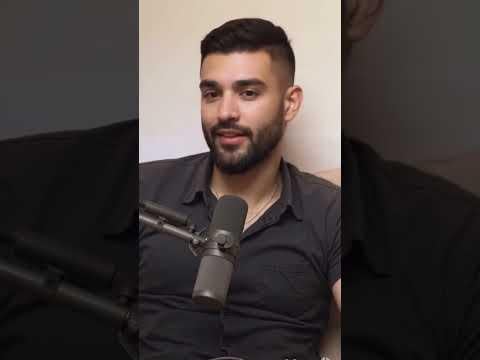 A thousand-year-old plane found buried under Egyptian sand with alien bodies surrounding it