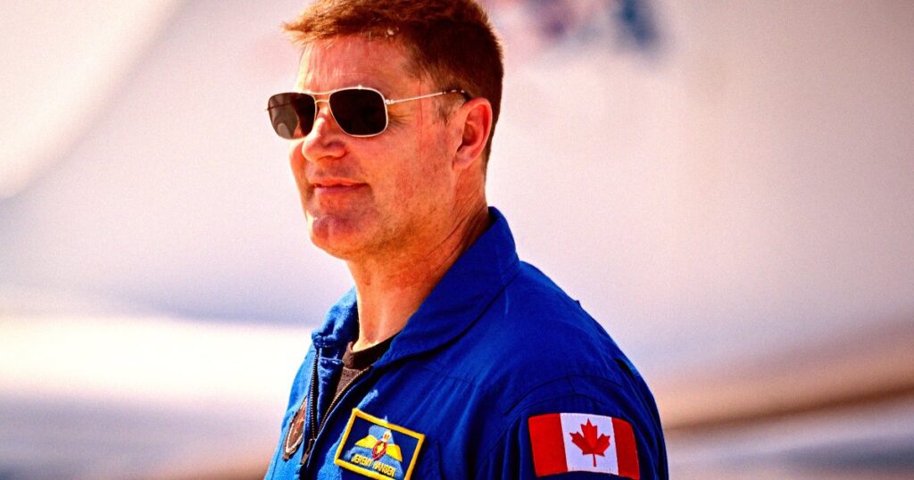 Trump Fans Furious That NASA Is Allowing a Canadian on the Moon Mission Trump Fans Furious That NASA Is Allowing a Canadian on the Moon Mission