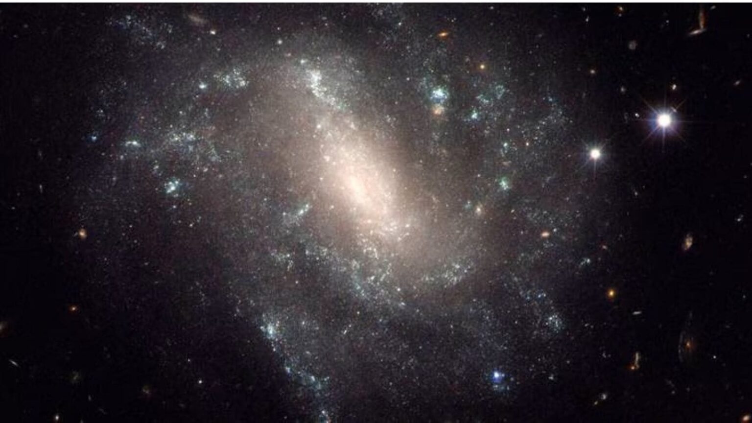 Global study achieves 1% precision, reports value of 73.5 km/s/Mpc, intensifying Hubble tension and insights into universe expansion.