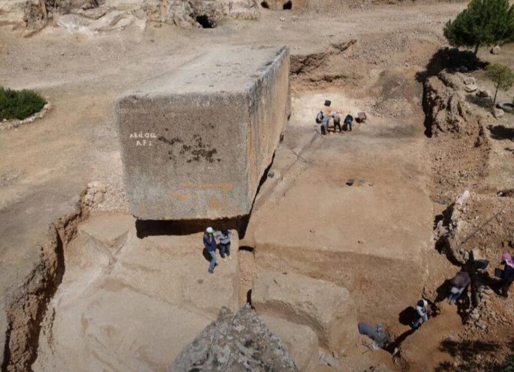 The 1,000-Ton Enigma: The Giant of Baalbek