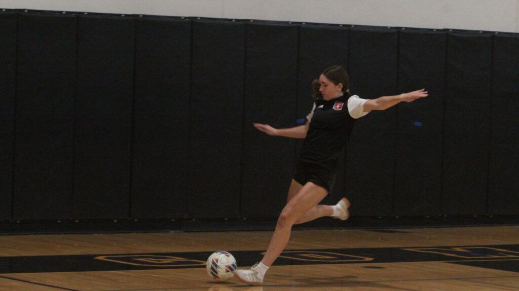 Comet girls soccer looking for another big season Comet girls soccer looking for another big season