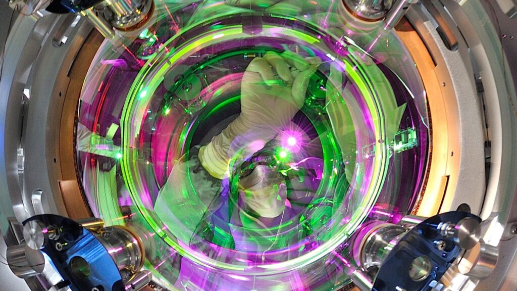 UT Scientists Help Measure Universe’s Expansion with Gravitational Waves UT Scientists Help Measure Universe’s Expansion with Gravitational Waves