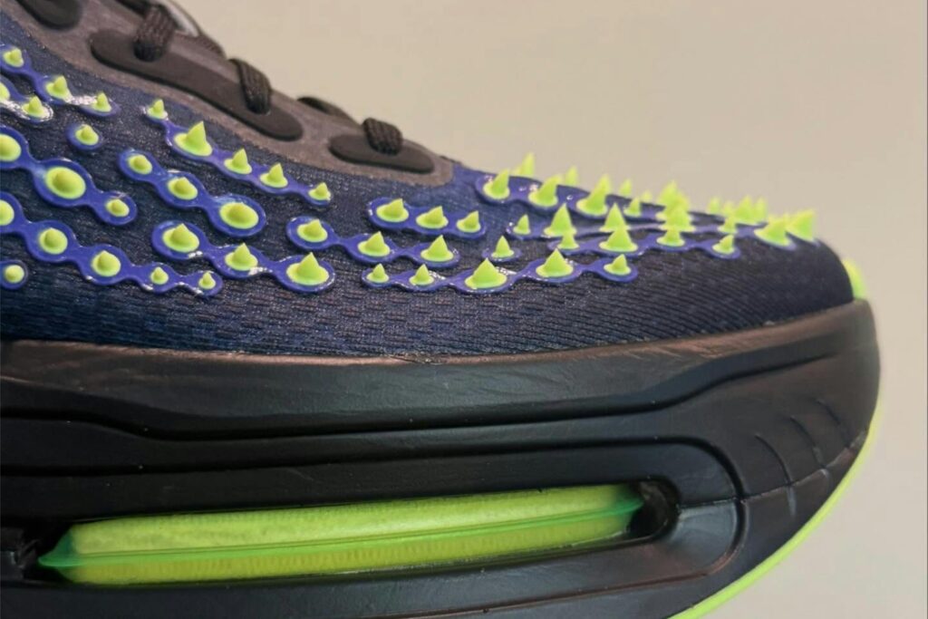 This Wildly Spiky Nike Vomero Premium Is a Real Alien