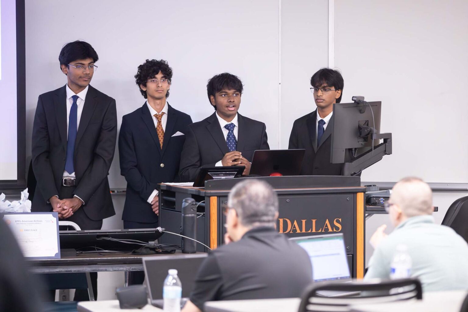 Comets’ Data Analysis Skills Soar in American Airlines Challenge - News Center