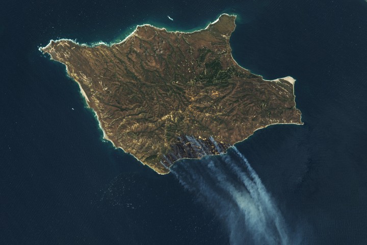 Fire Chars Santa Rosa Island Fire Chars Santa Rosa Island