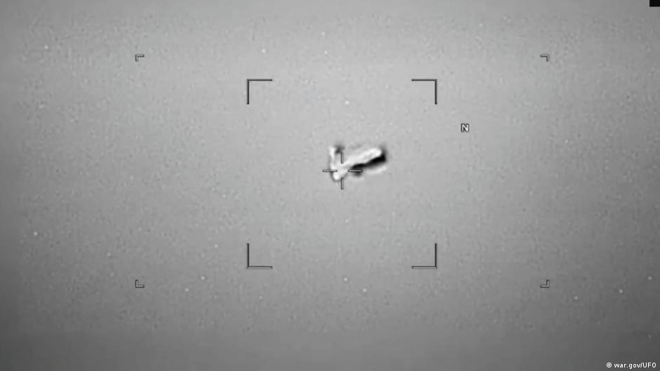 Examining the 51 new UFO videos released by the Pentagon Examining the 51 new UFO videos released by the Pentagon