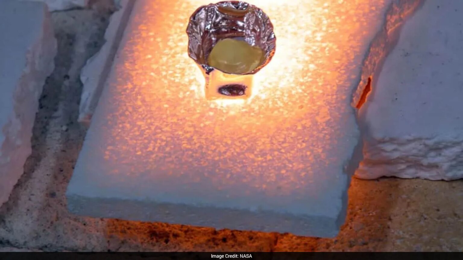 New Material Could Help NASA Unlock Resources Hidden In Lunar Soil New Material Could Help NASA Unlock Resources Hidden In Lunar Soil