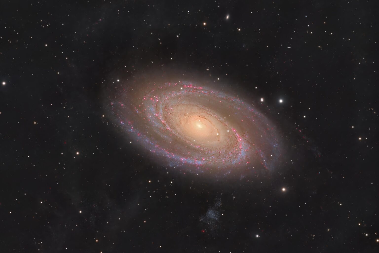 Bode’s Galaxy – HaLRGB Bode's Galaxy - HaLRGB