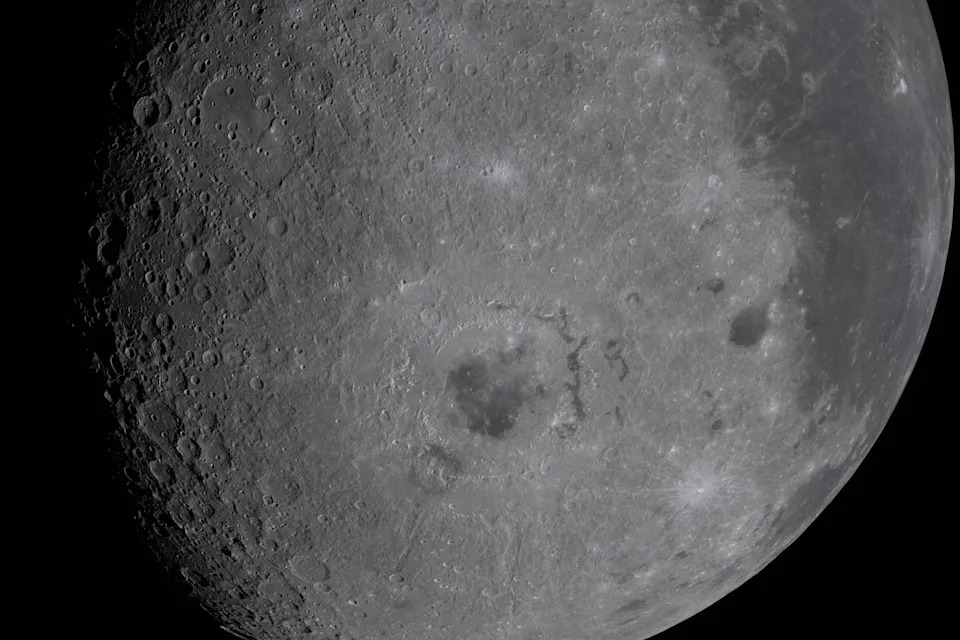 Images from Artemis II mission.