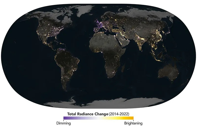 <em>Credit: NASA Earth Observatory/Michala Garrison</em>