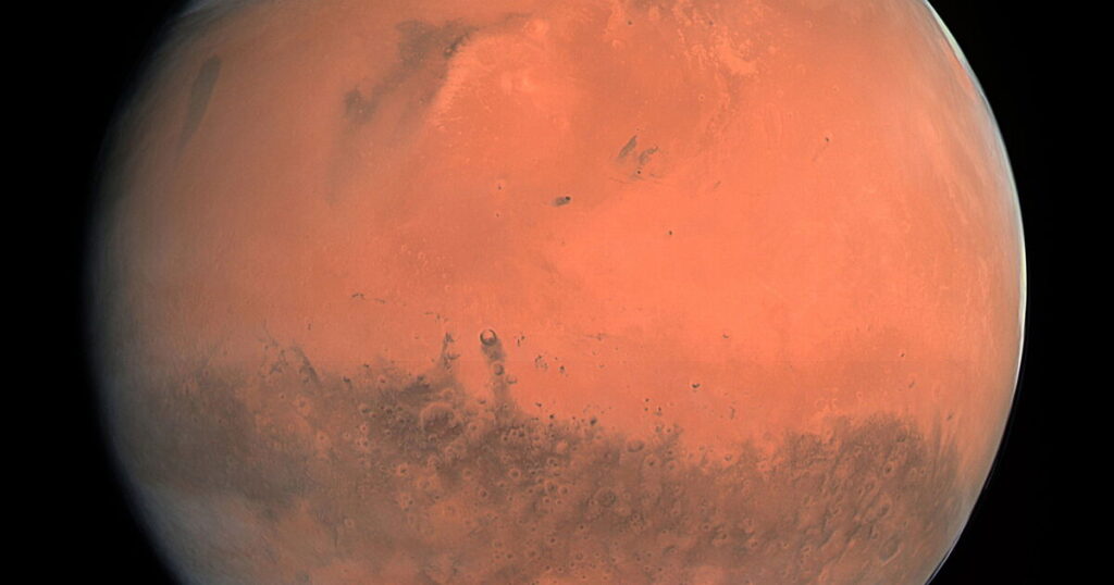 Chilling 'spiderwebs on Mars' may hold the key to ancient alien life