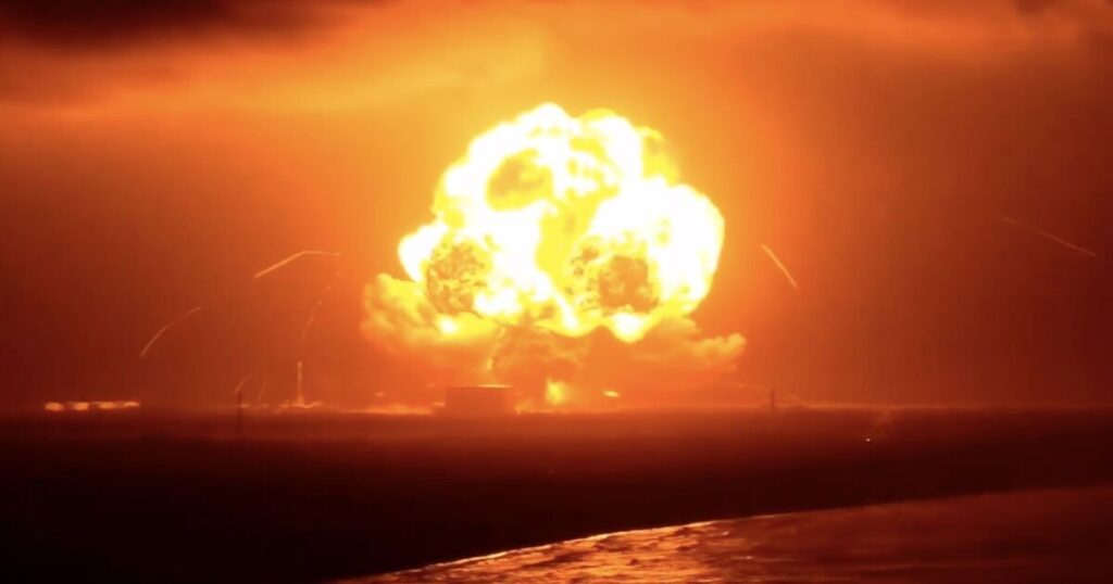 Blue Origin rocket goes up in flames at NASA Space Centre after explosion | World | News Blue Origin rocket goes up in flames at NASA Space Centre after explosion