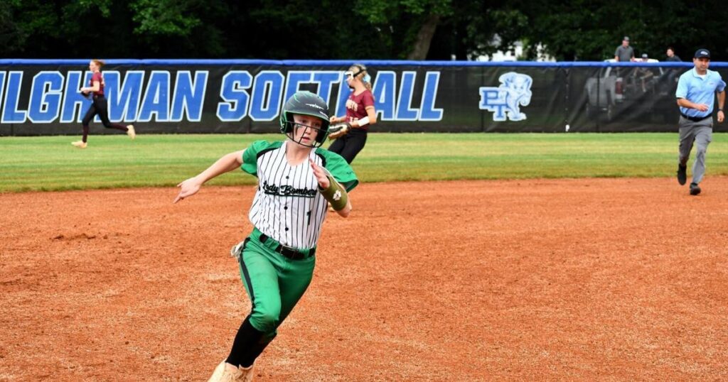 Lady Bombers run-rule Lady Comets in 12-0 shutout | Paducah Sun Lady Bombers run-rule Lady Comets in 12-0 shutout