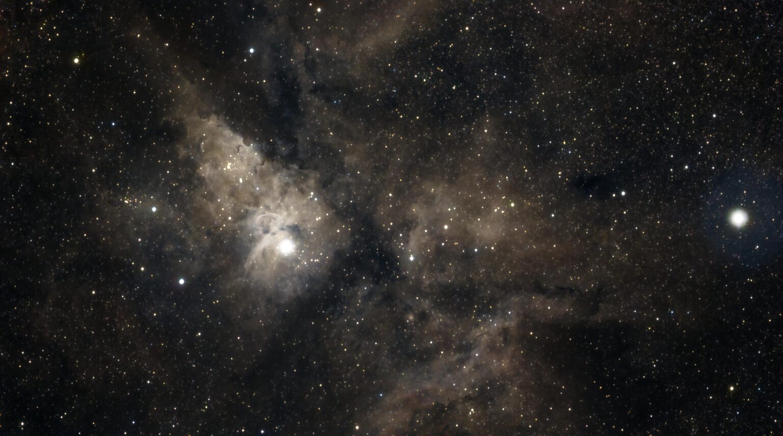 Carina Nebula in >685nm IR