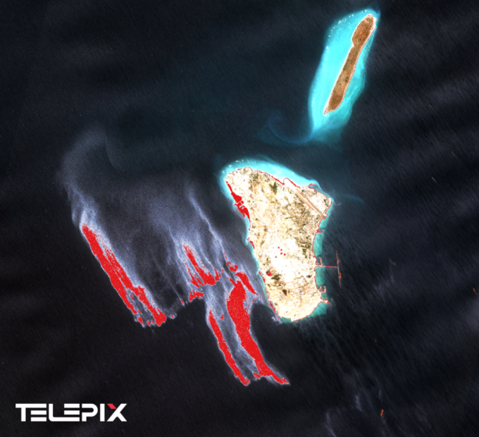 Detection result of an oil slick near Kharg Island from an optical image captured by the European Space Agency's (ESA) Sentinel-2 satellite at 7:16 AM on May 6, 2026. Spectral reflection characteristics typical of a thick oil layer were identified in the sea southwest of Kharg Island, with the suspected oil area marked in red. Courtesy of TelePIX.