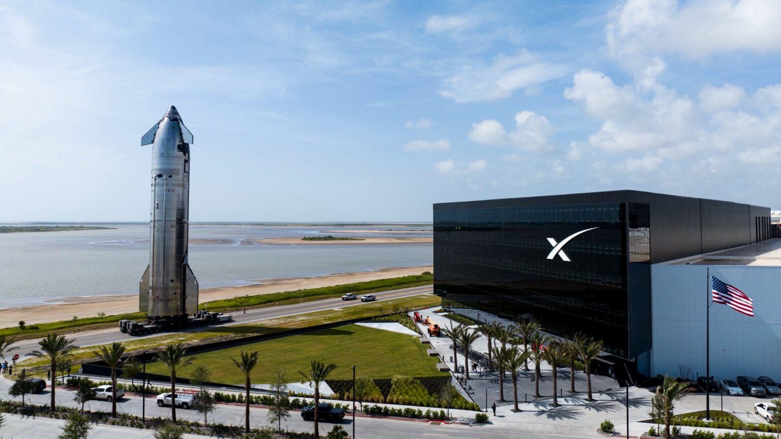 Worker dies at SpaceX’s Starbase ahead of Starship V3 megarocket launch Worker dies at SpaceX's Starbase ahead of Starship V3 megarocket launch