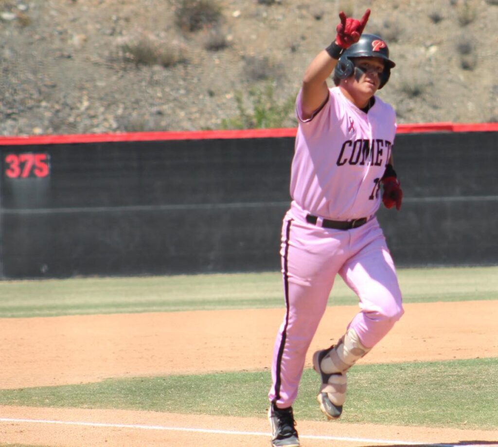 Comet Baseball Marches On After Two-game Thriller – The Telescope Comet Baseball Marches On After Two-game Thriller – The Telescope