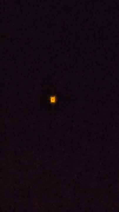 Time: 21:55. Day April 29, 2026. Location: Toronto, Ontario. Canada. Does anyone have a clue what this thing is?