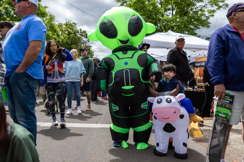 Thousands descend upon downtown McMinnville, Oregon for the annual McMenamins UFO Festival