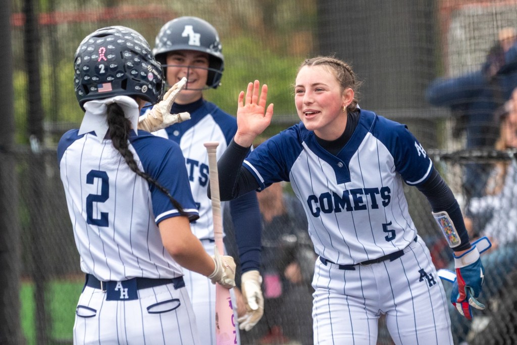 Lady Comets, Meteors finish perfect in league play – Scranton Times-Tribune Lady Comets, Meteors finish perfect in league play – Scranton Times-Tribune
