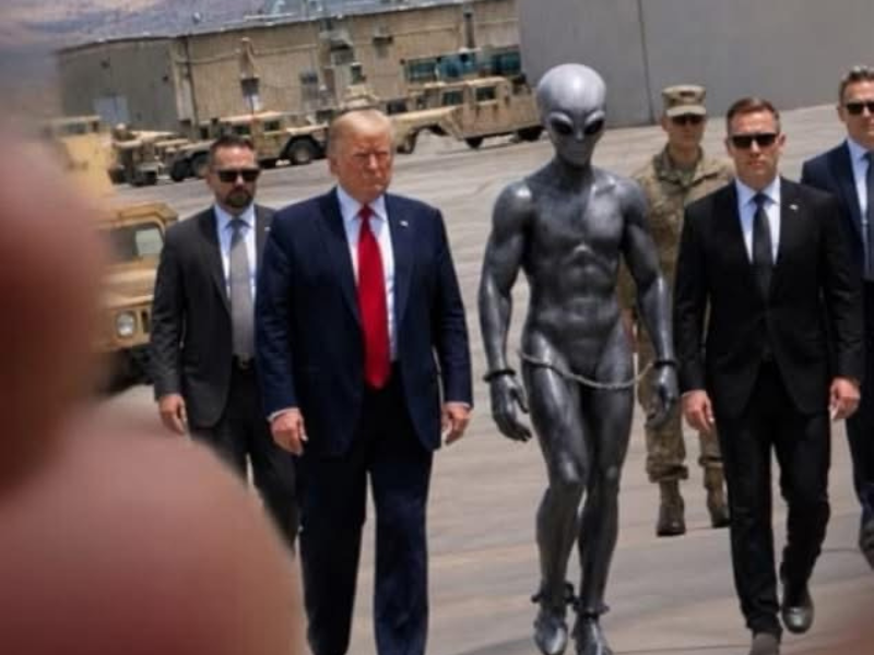 Trump aliens