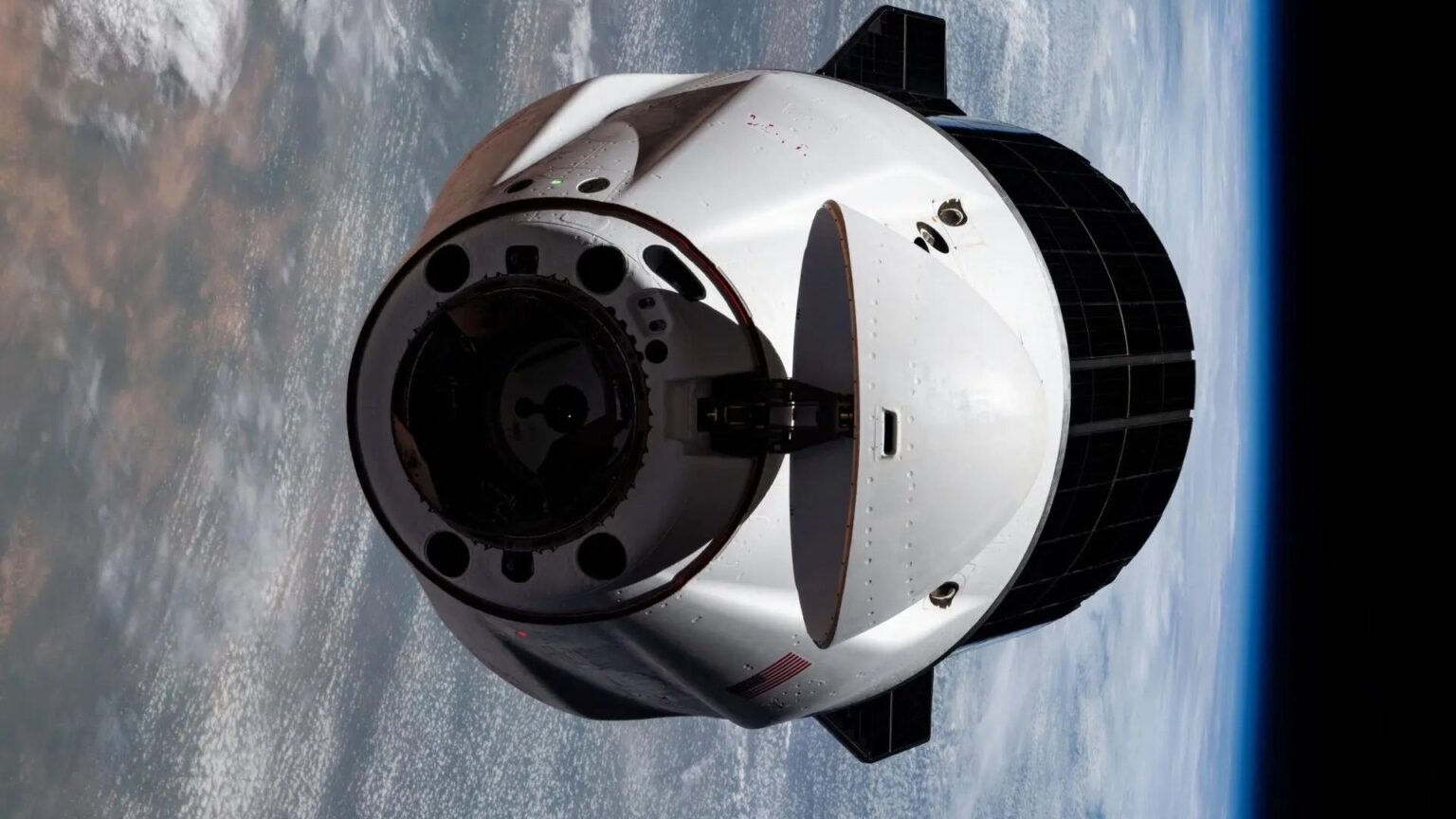 Watch SpaceX launch 6,500 pounds of cargo to the International Space Station today Watch SpaceX launch 6,500 pounds of cargo to the International Space Station today