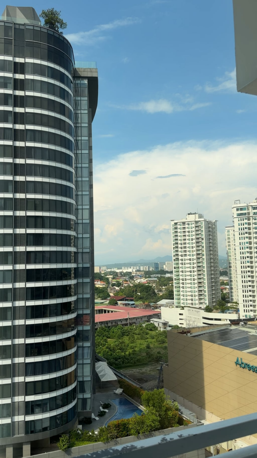 I think I saw a UFO over Davao philipines I think I saw a UFO over Davao philipines