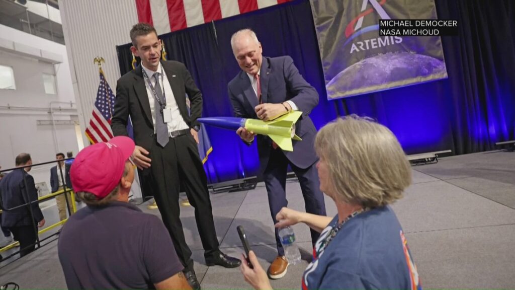 U.S. House Majority Leader Steve Scalise tours NASA Michoud facility