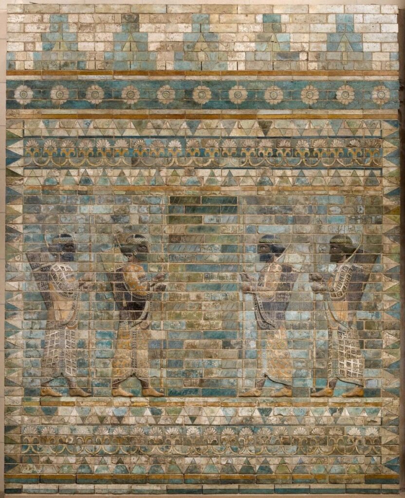 Achaemenid Empire & Kef Kalesi Säulenelement Symbolism Achaemenid Empire & Kef Kalesi Säulenelement Symbolism