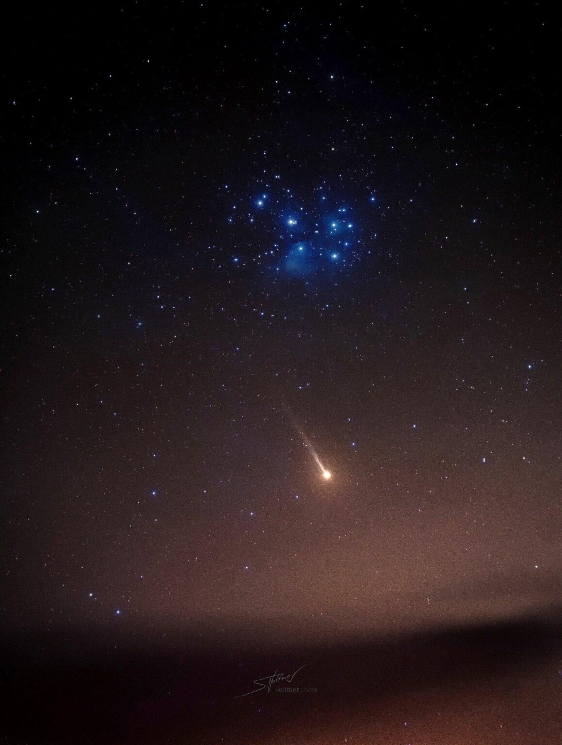 Planet Mercury with Sodium tail