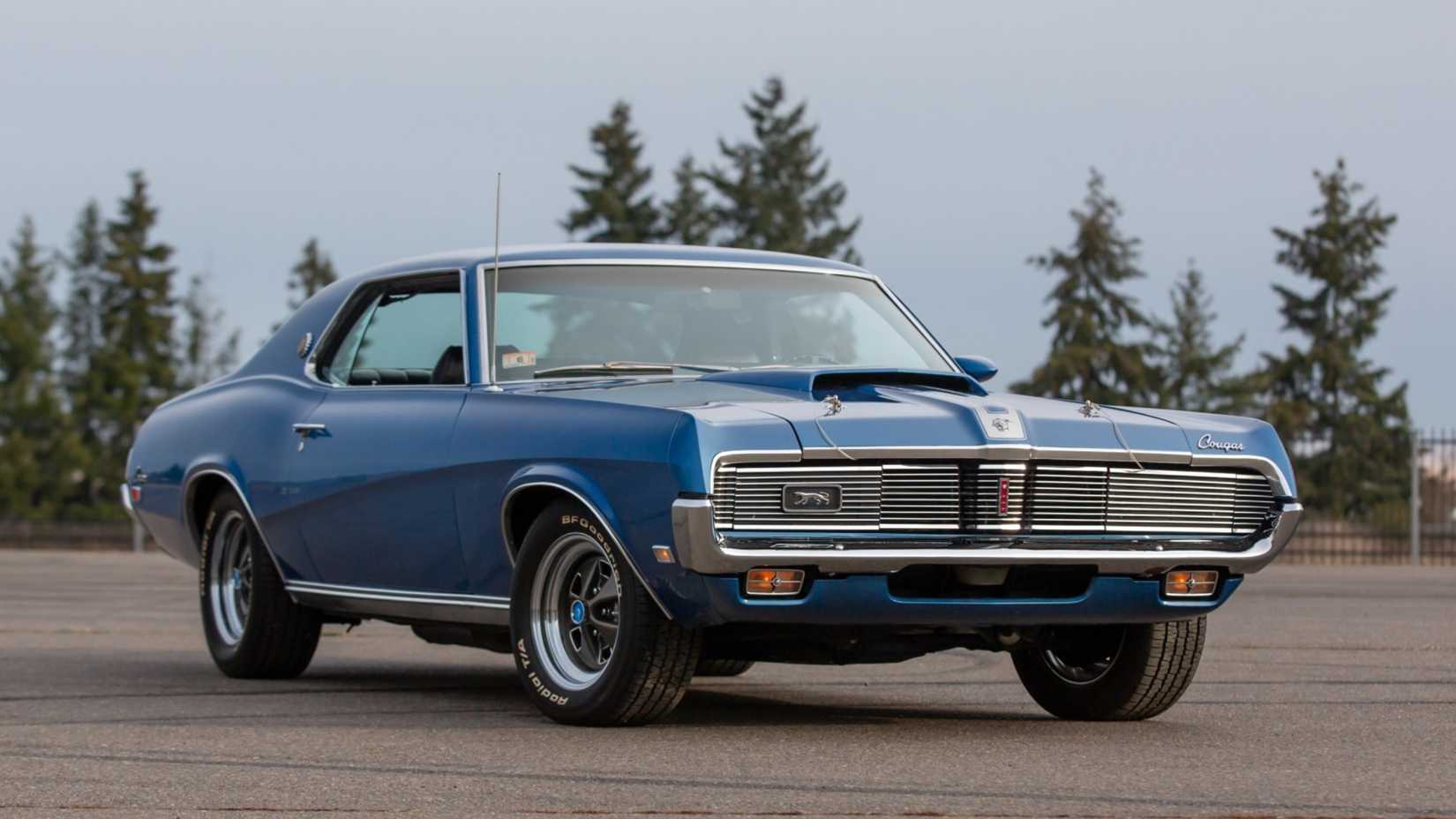 3/4 front view of 1969 Mercury Cougar XR-7