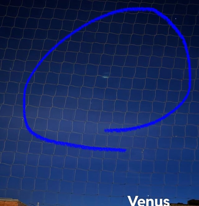 On my last post everyone thought its a bug, its back but i dont think its a bug