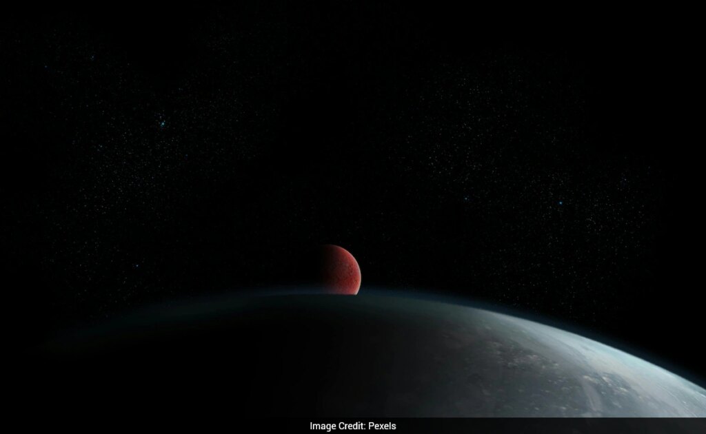 Astronomers Find Thin Atmosphere Around Distant Frozen Space Object