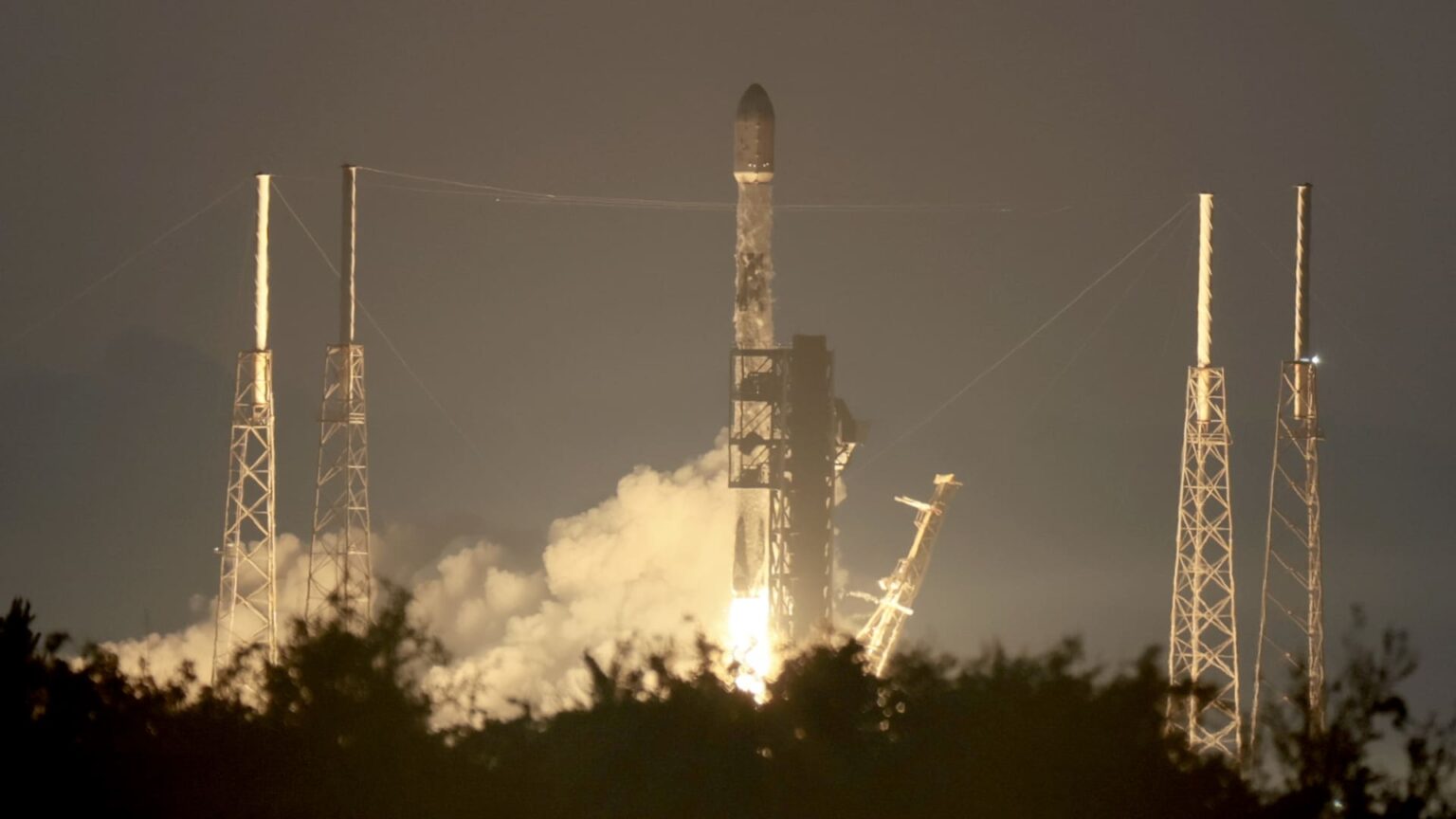 SpaceX IPO hedging challenge Wall Street: 'short nasa?'
