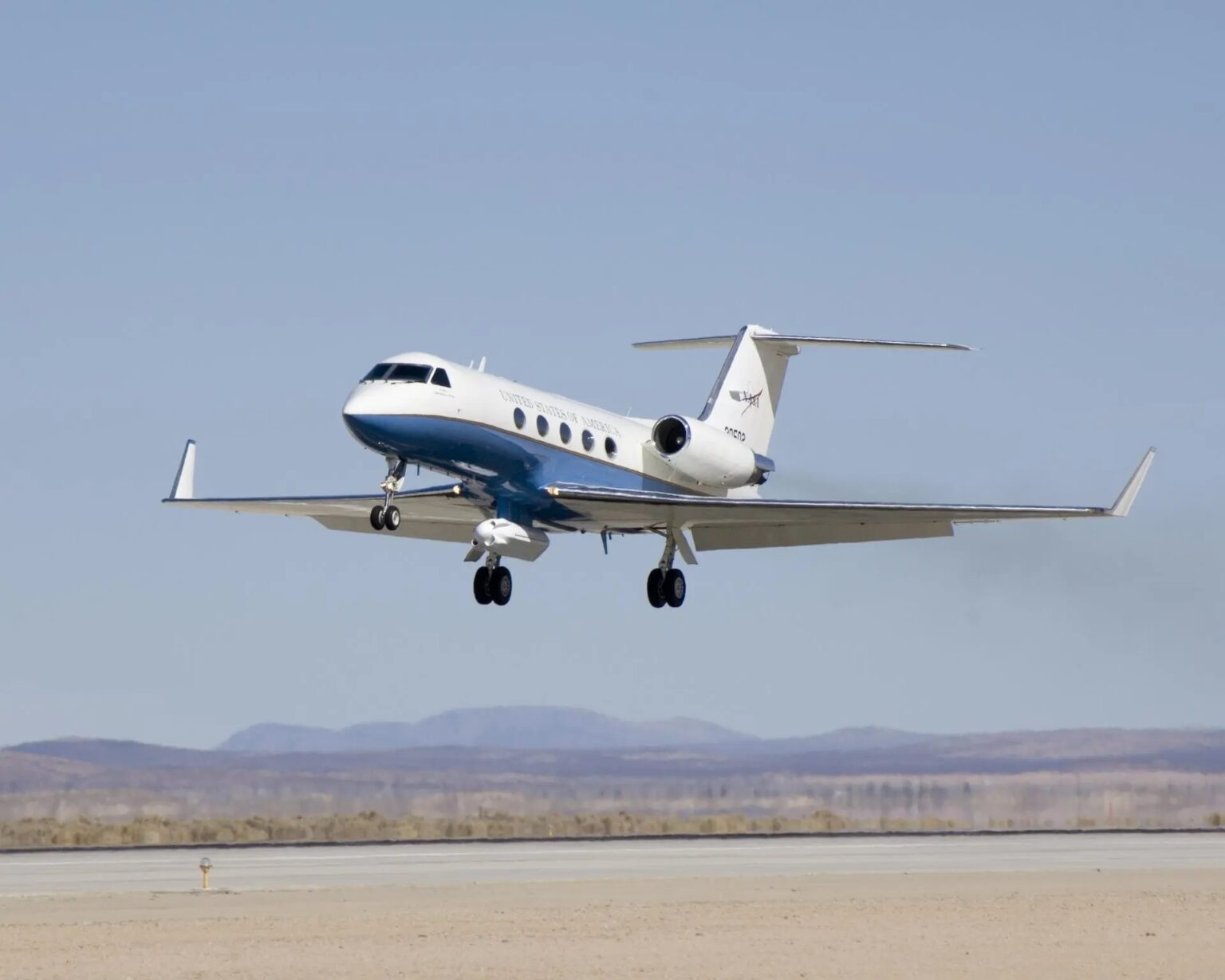 NASA to fly low over Houston as part of student research program