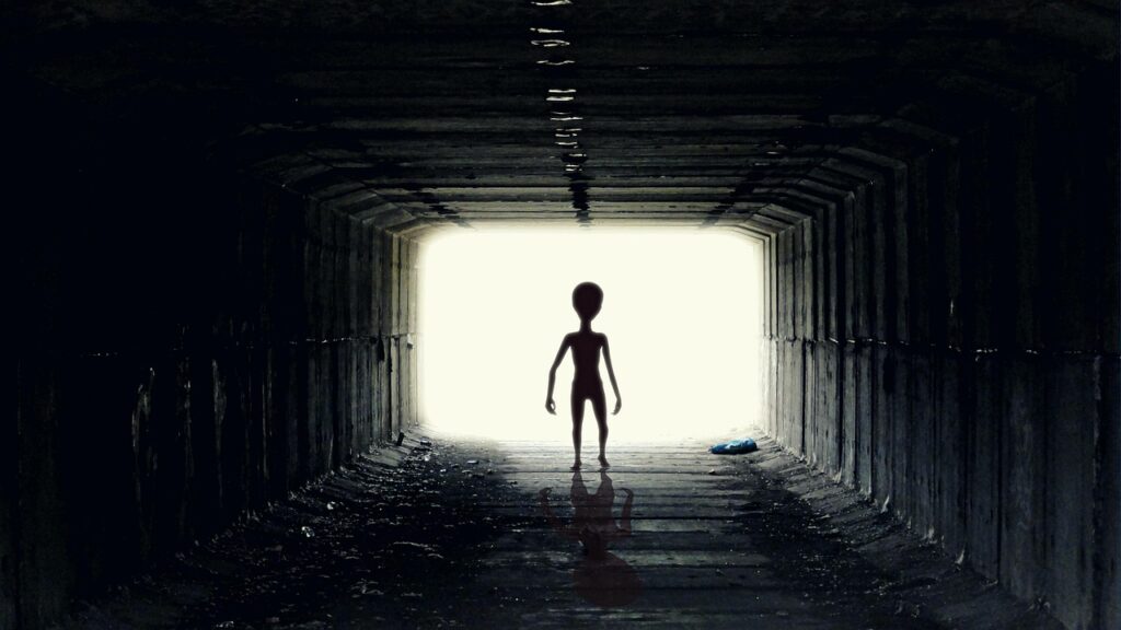 NASA Files Expose ‘Alien Starbase’ as Neil deGrasse Tyson Demands Government ‘Show the Alien!’ UFO