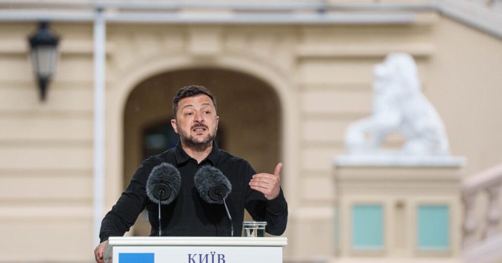 Zelensky calls on Putin for direct negotiations in public letter Zelensky calls on Putin for direct negotiations in public letter