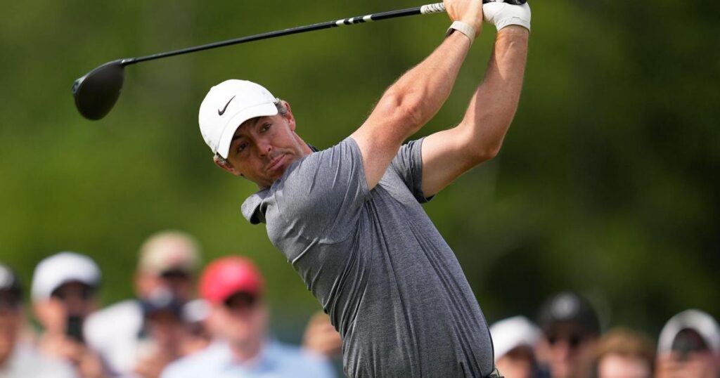 Rory McIlroy makes his move in US Open second round Rory McIlroy makes his move in US Open second round