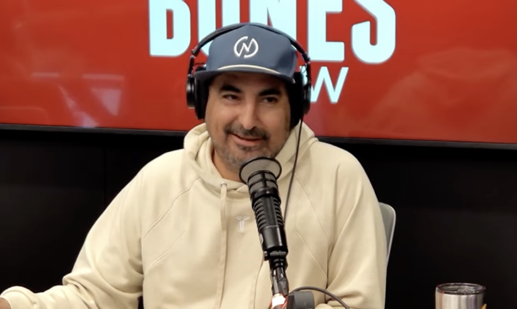 Eddie Spotted UFOs From His Backyard | 93.1 WPOC Eddie Spotted UFOs From His Backyard