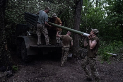 Despite strikes on Ukraine, Russian advances slow, analysts say