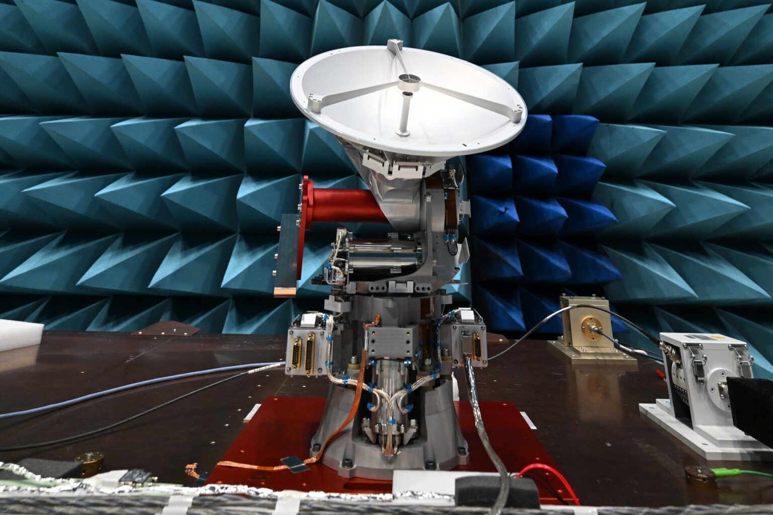 Conversations in the sky: Galileo’s intersatellite links tested Conversations in the sky: Galileo’s intersatellite links tested