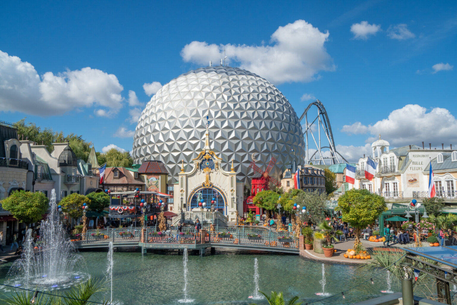 ESA and Europa-Park join forces to promote Europe’s space ambitions ESA and Europa-Park join forces to promote Europe’s space ambitions