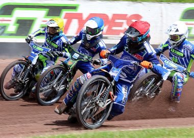 COMETS SEAL CLOSE CONTEST – British Speedway Official Website COMETS SEAL CLOSE CONTEST – British Speedway Official Website
